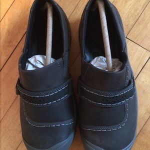 Keen Kaci Full-Grain Slip On